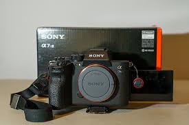 Sony a7S / Canon EOS R5 /Nikon Z9